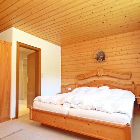 By Interhome Daire